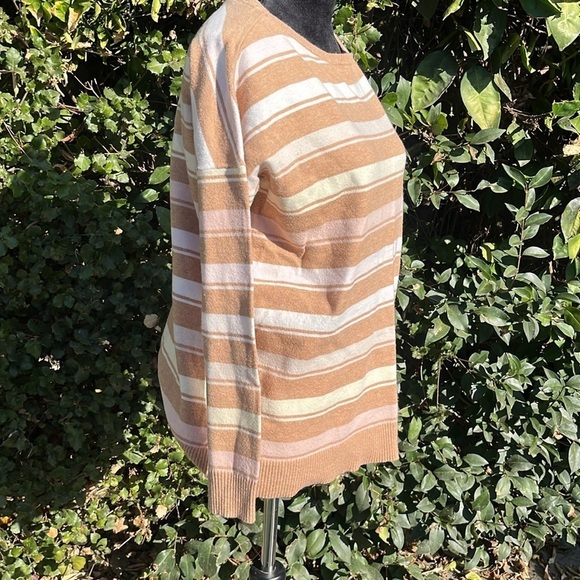 J. Jill Relaxed Fit Pullover Sweater Women’s Size Small Long Sleeve Soft Knit - Picture 5 of 6